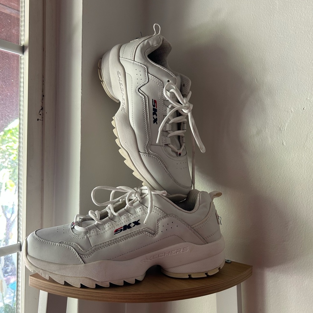 Skechers White Men's Sneakers